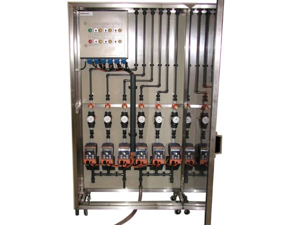 Pump housing